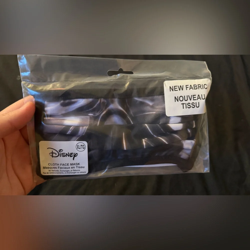 Disney Darth Vader Star Wars face mask
